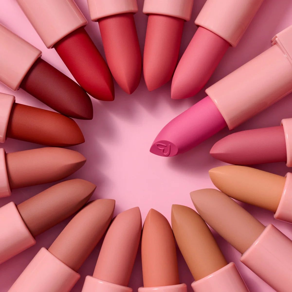 SOFT MATTE LIPSTICK TEASE ME BEAUTY CREATIONS 3.5G
