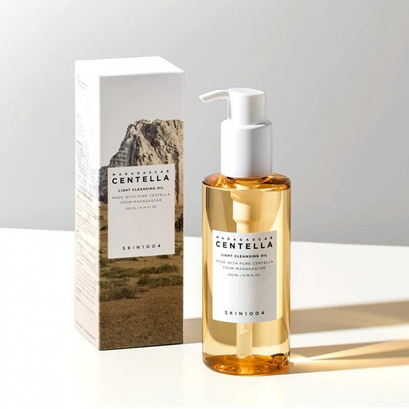 MADAGASCAR CENTELLA LIGHT CLEANSING OIL 200ML