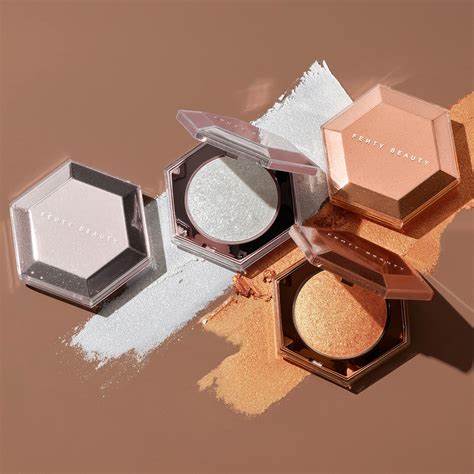 ILUMINADOR EN POLVO DIAMOND BOMB FENTY BEAUTY 8G