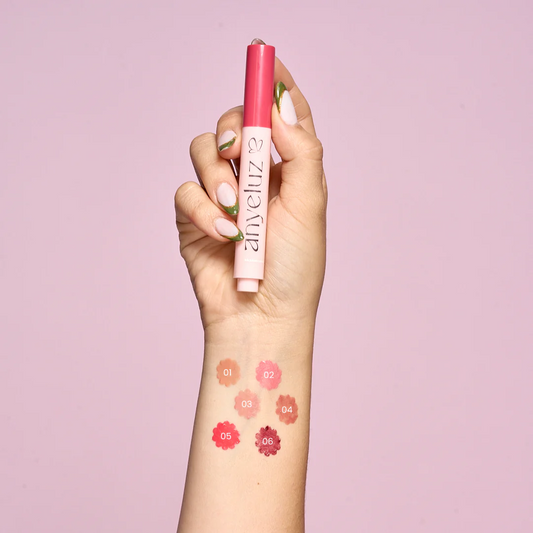 BRILLO LABIAL EN BARRA CLICK ANYELUZ