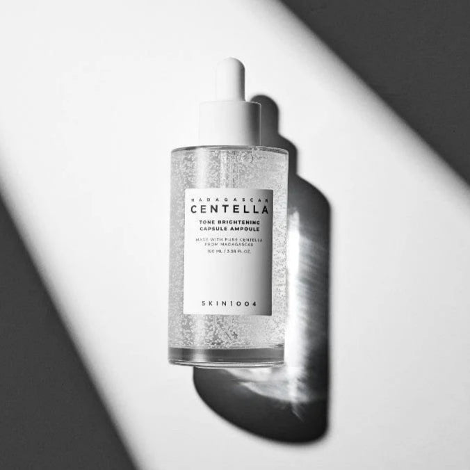 SERUM /AMPOLLA DE CAPSULA ILUMINADORA DE TONO CENTELLA MADAGASCAR SKIN1004