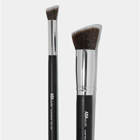 DUO DE BROCHAS PARA BASE Y CORRECTOR AOA F1 Y E101 - F2 Y E102