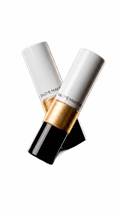 LABIAL EN BARRA VELVET SALOME